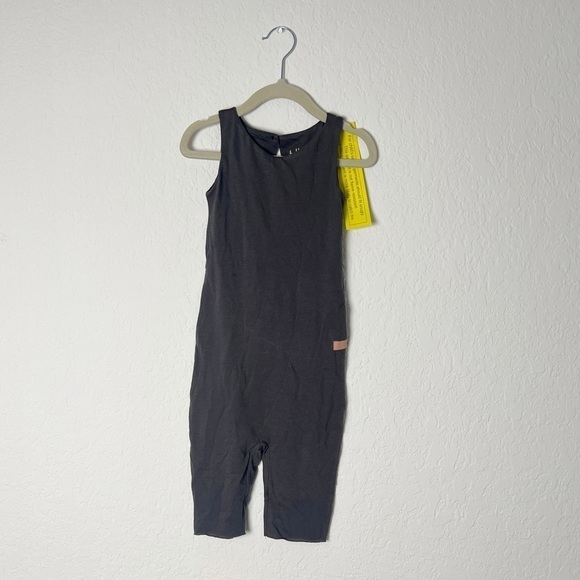 Lunya Organic Pima Mini Romper 2T - Picture 2 of 8